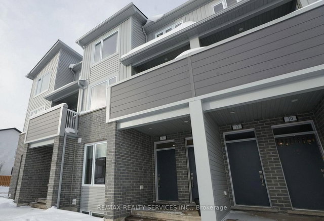 12 - 925 Deveron Crescent