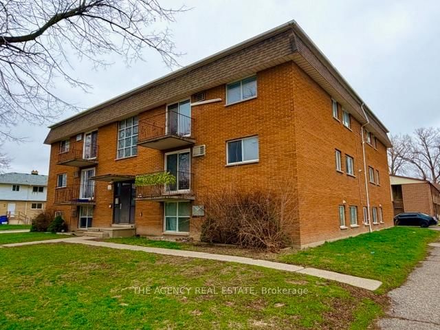 home for lease on 302-47 Orchard Heights Drive