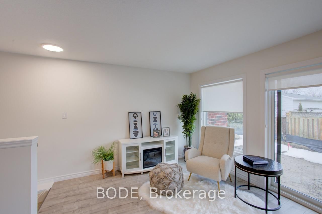 200 Brantwood Park Road, Unit 9