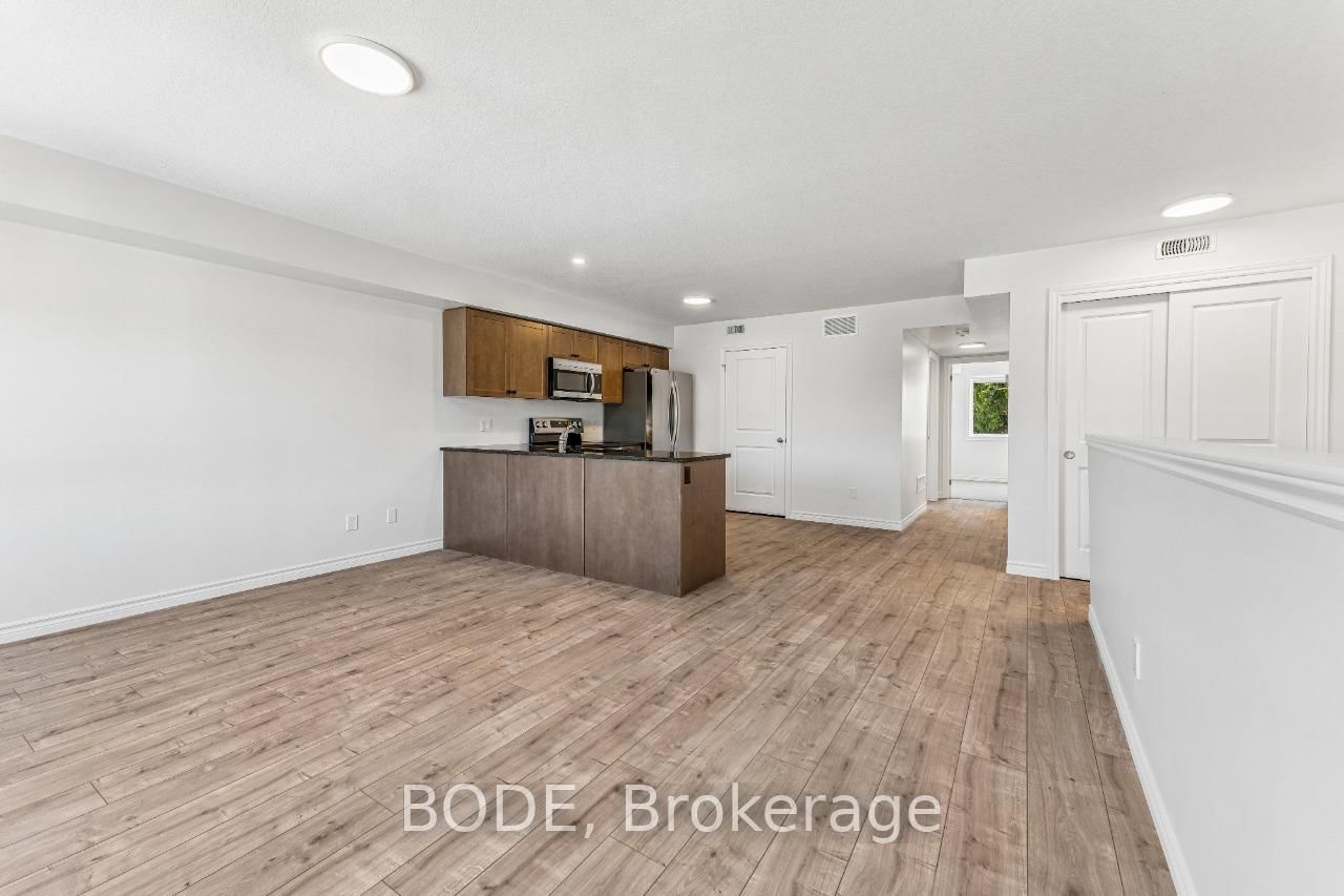 200 Brantwood Park Road, Unit 28