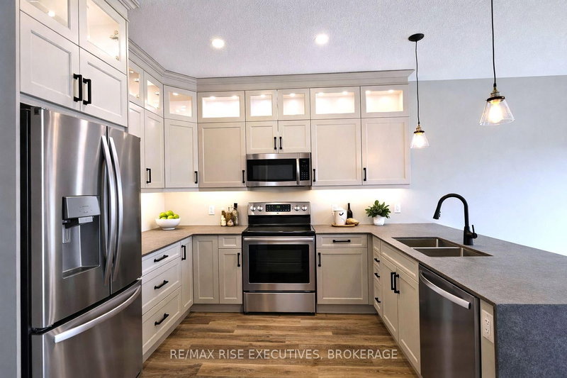 173 Creighton Dr, Bissett Creek, K0H 2H0 | Image 2