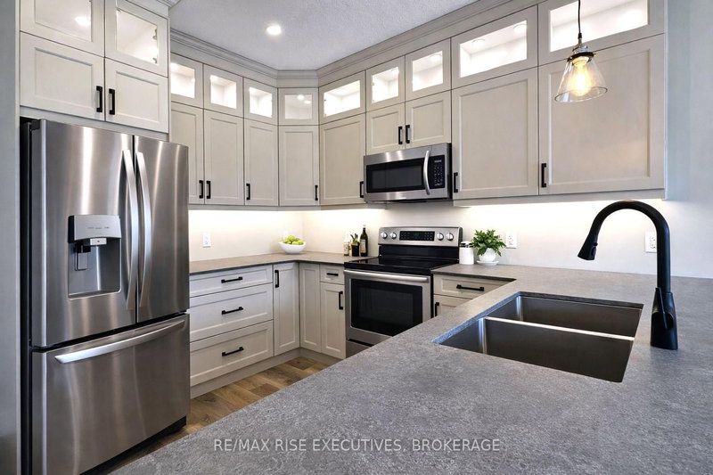 173 Creighton Dr, Bissett Creek, K0H 2H0 | Image 3