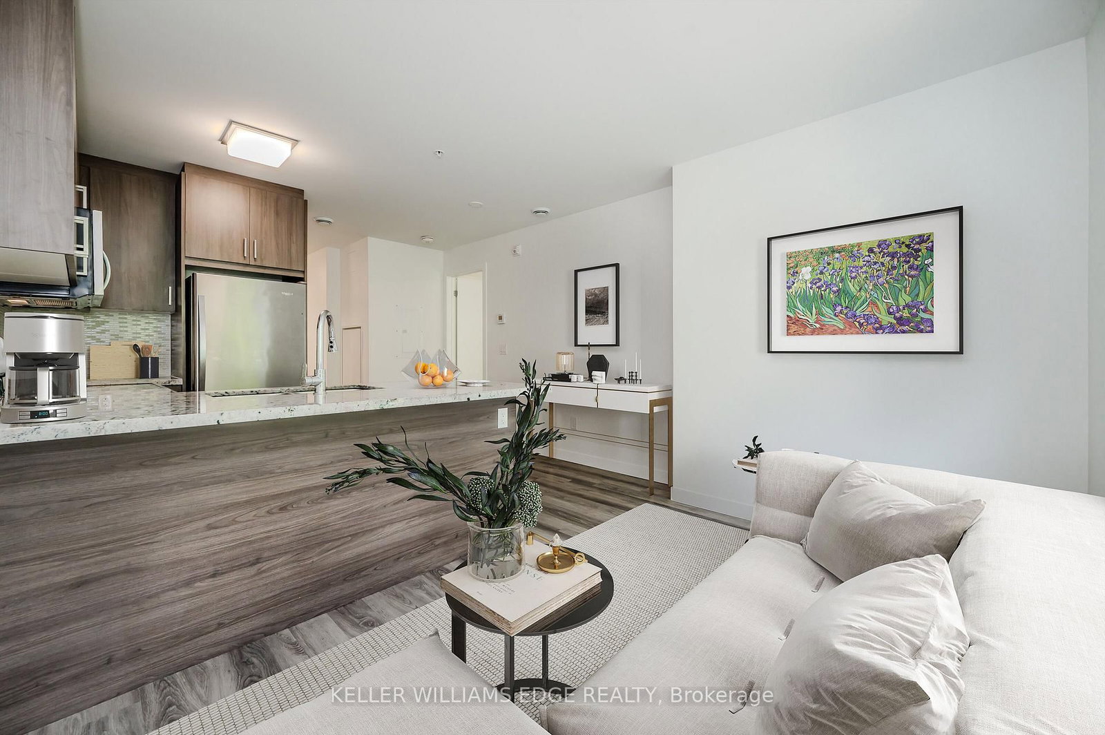 479 Charlton Avenue E, Unit 202 - Photo 12