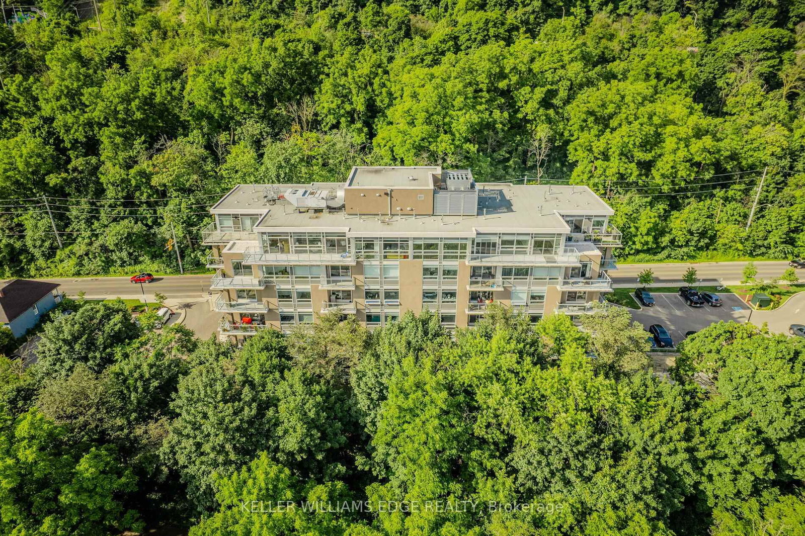 479 Charlton Avenue E, Unit 202 - Photo 4