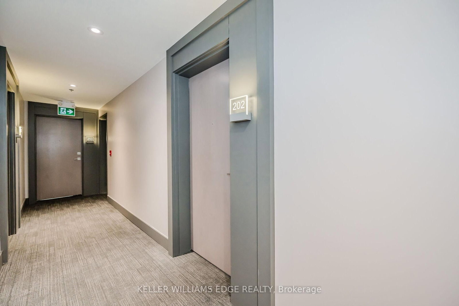 479 Charlton Avenue E, Unit 202 - Photo 7