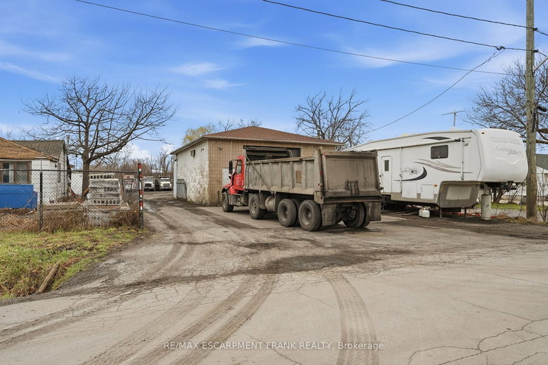 25 Kenmore Ave, Hamilton, L8E 5N1 | Image 3