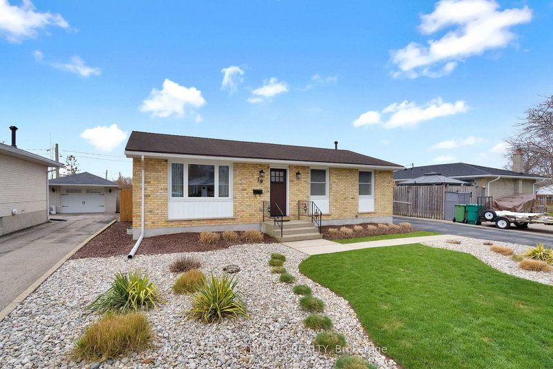 19 Sparta St, St. Thomas, N5R 5H1 | Image 3