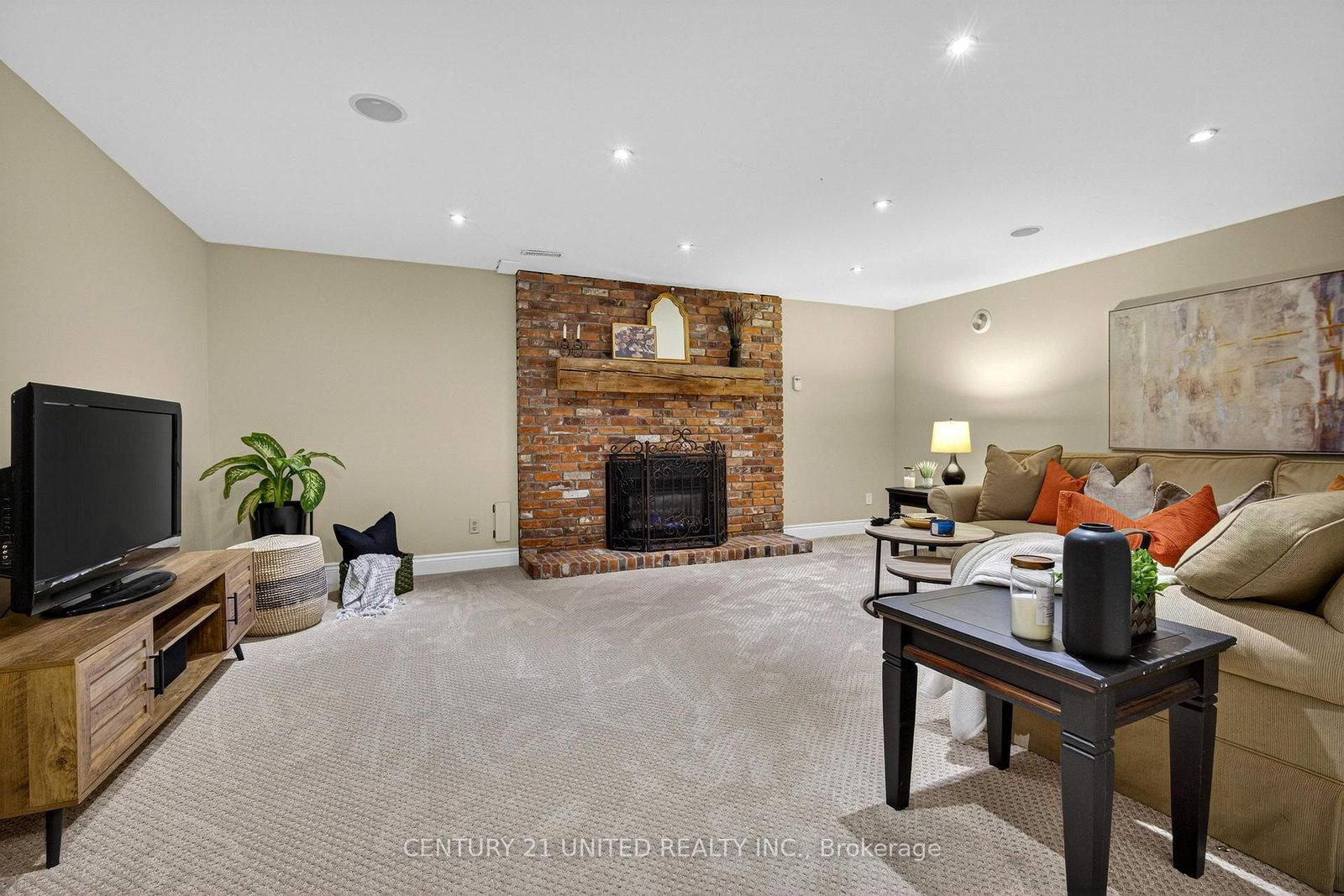 Detached House for sale at 499 Hunter Street, Peterborough, Ontario, K9H 2M9 - Town Ward 3 - MLS: X12972768