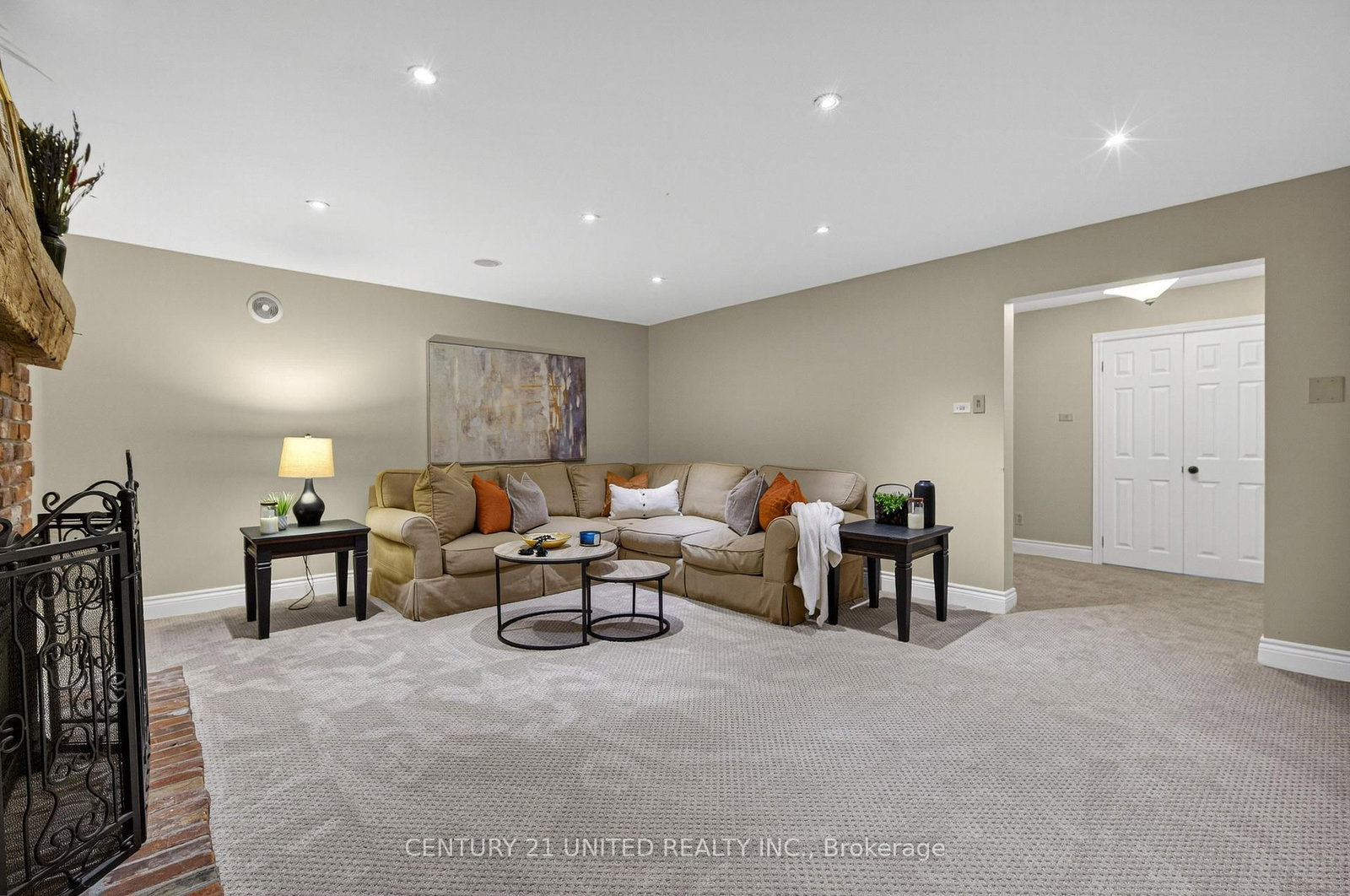 Detached House for sale at 499 Hunter Street, Peterborough, Ontario, K9H 2M9 - Town Ward 3 - MLS: X12972768