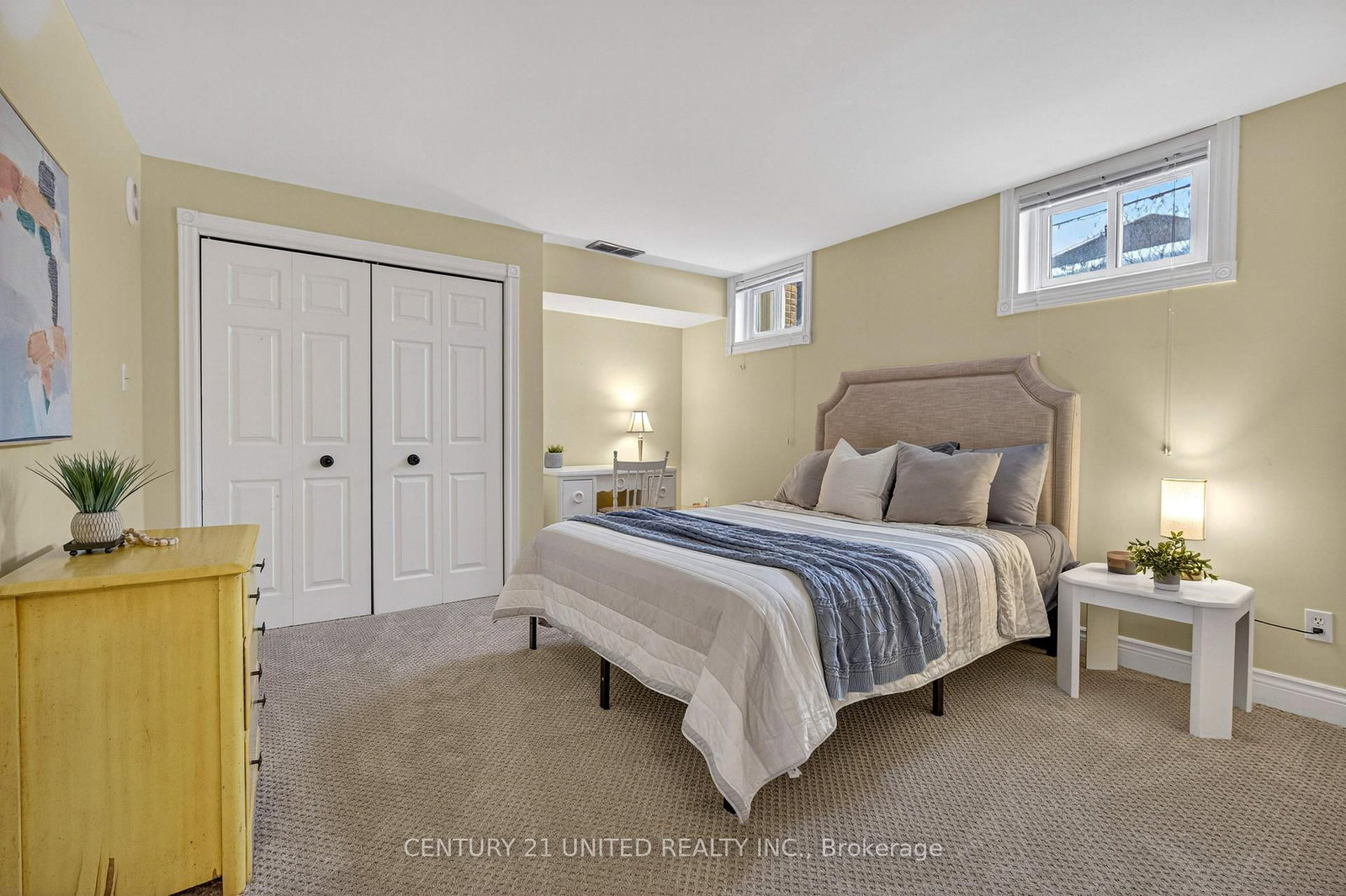 Detached House for sale at 499 Hunter Street, Peterborough, Ontario, K9H 2M9 - Town Ward 3 - MLS: X12972768