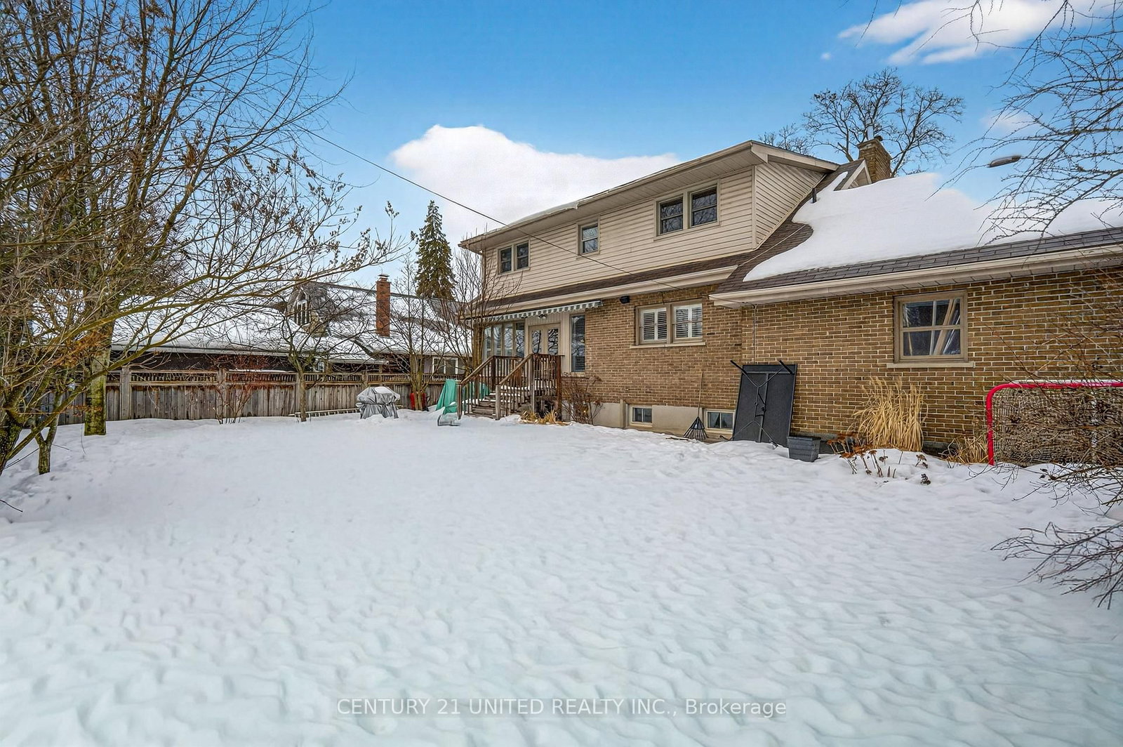 Detached House for sale at 499 Hunter Street, Peterborough, Ontario, K9H 2M9 - Town Ward 3 - MLS: X12972768