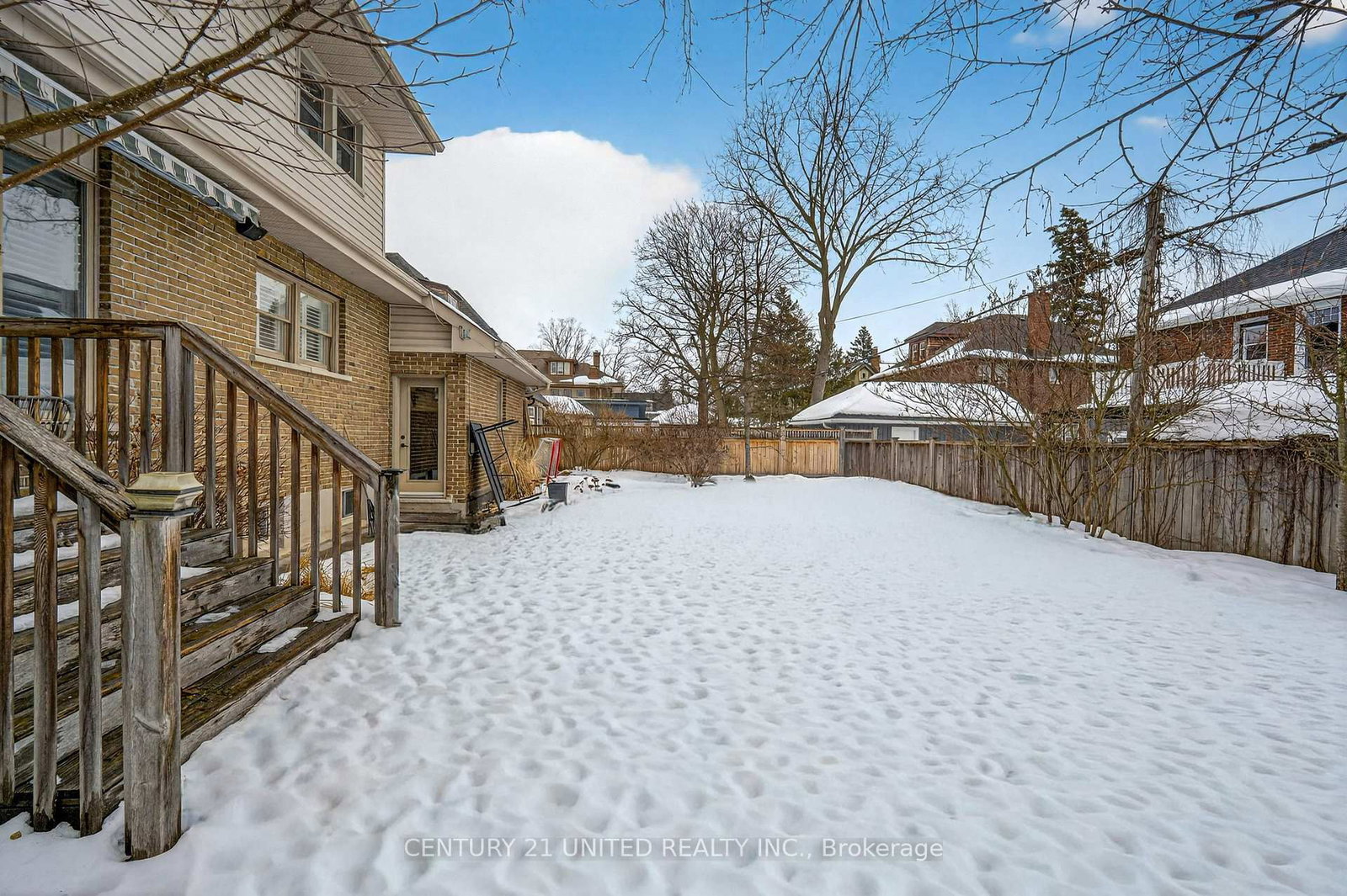 Detached House for sale at 499 Hunter Street, Peterborough, Ontario, K9H 2M9 - Town Ward 3 - MLS: X12972768