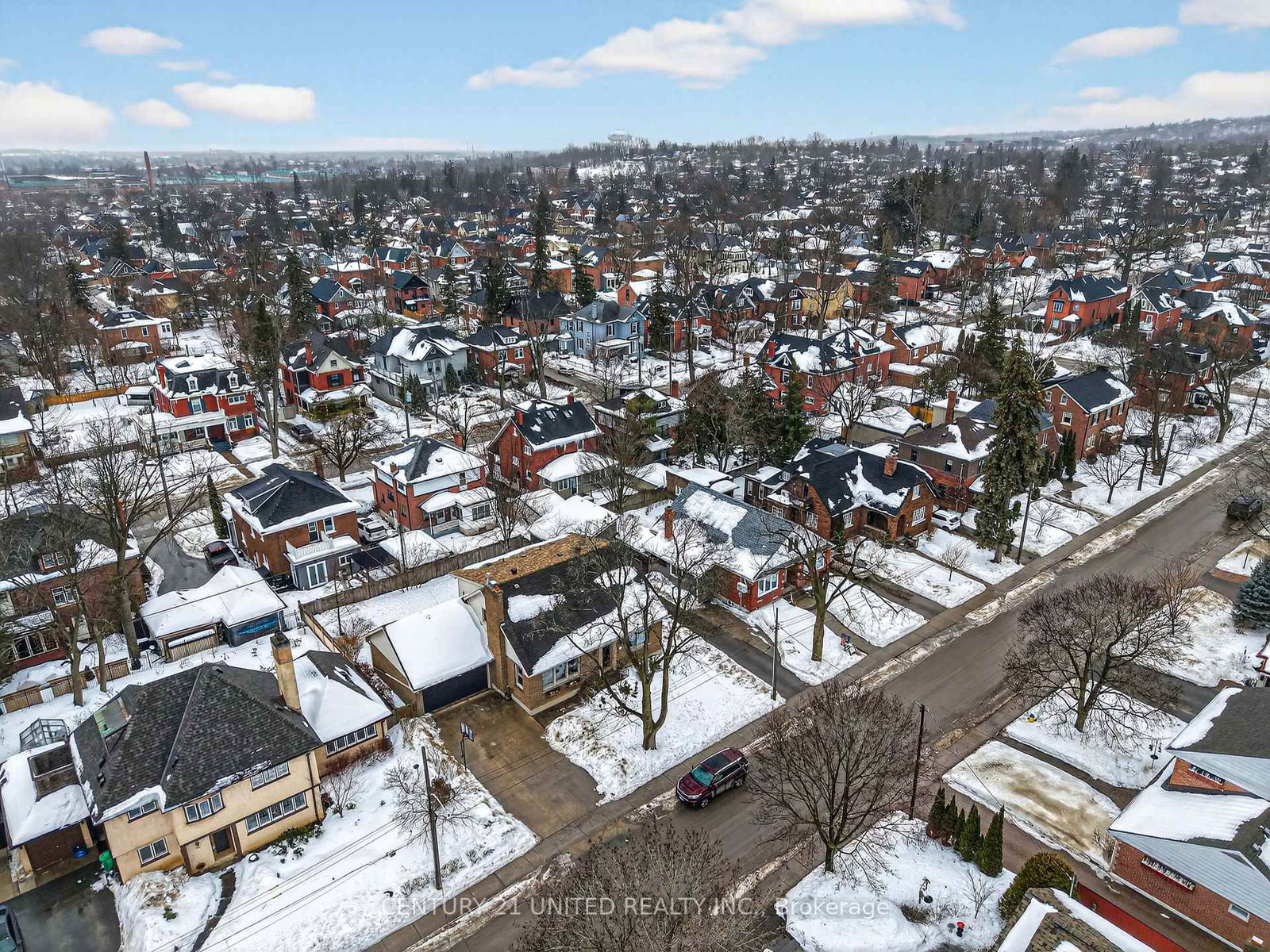 Detached House for sale at 499 Hunter Street, Peterborough, Ontario, K9H 2M9 - Town Ward 3 - MLS: X12972768