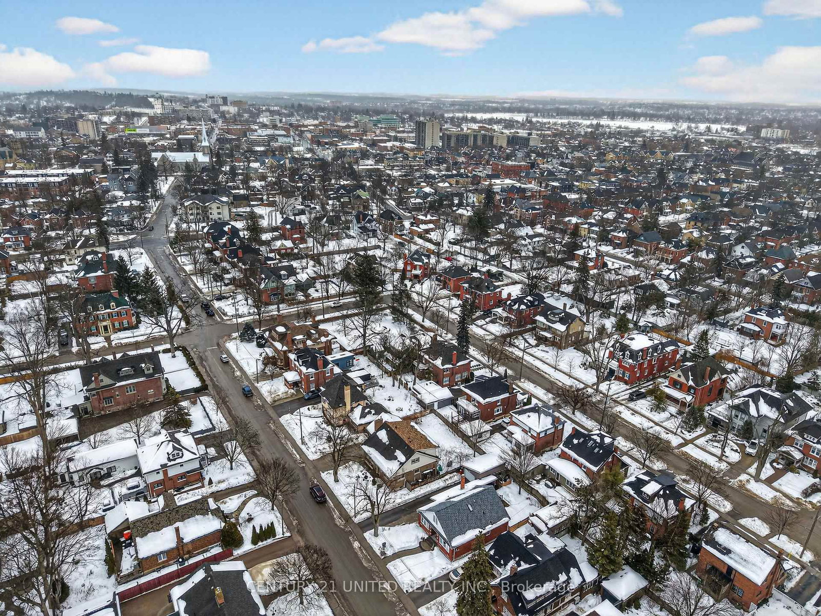 Detached House for sale at 499 Hunter Street, Peterborough, Ontario, K9H 2M9 - Town Ward 3 - MLS: X12972768