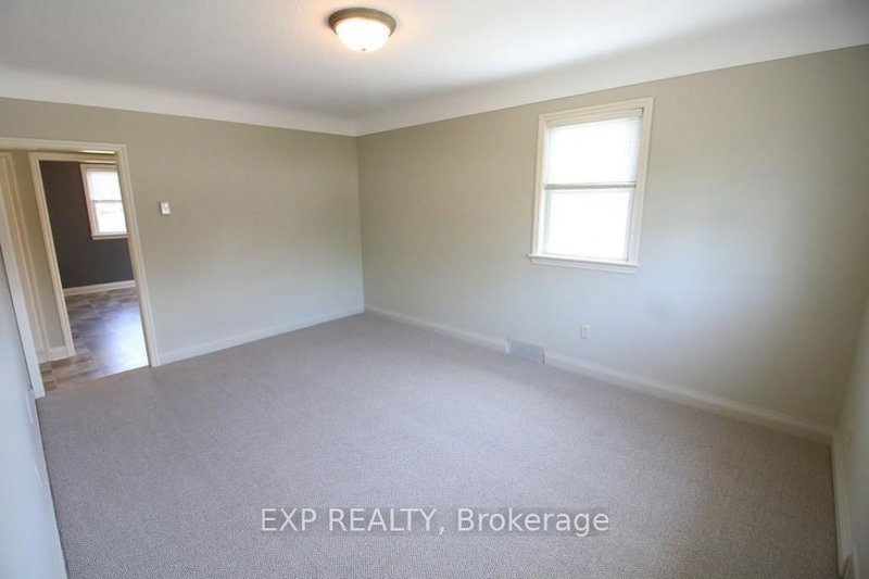 106 Haig St, St. Catharines, L2R 6L2 | Image 2