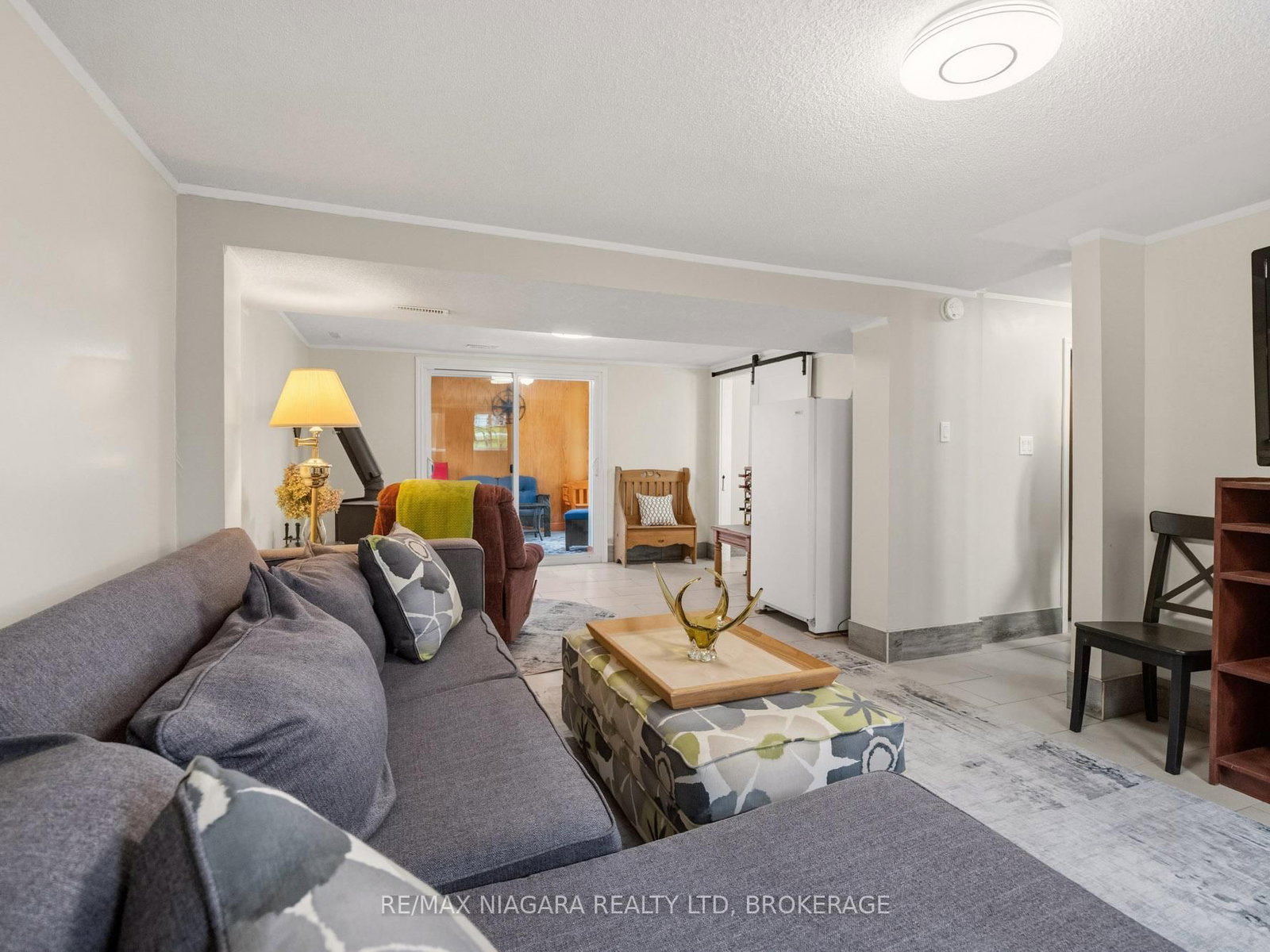 Detached House for sale at 883 Ridge Road, Fort Erie, Ontario, L0S 1N0 - Ridgeway - MLS: X12972946