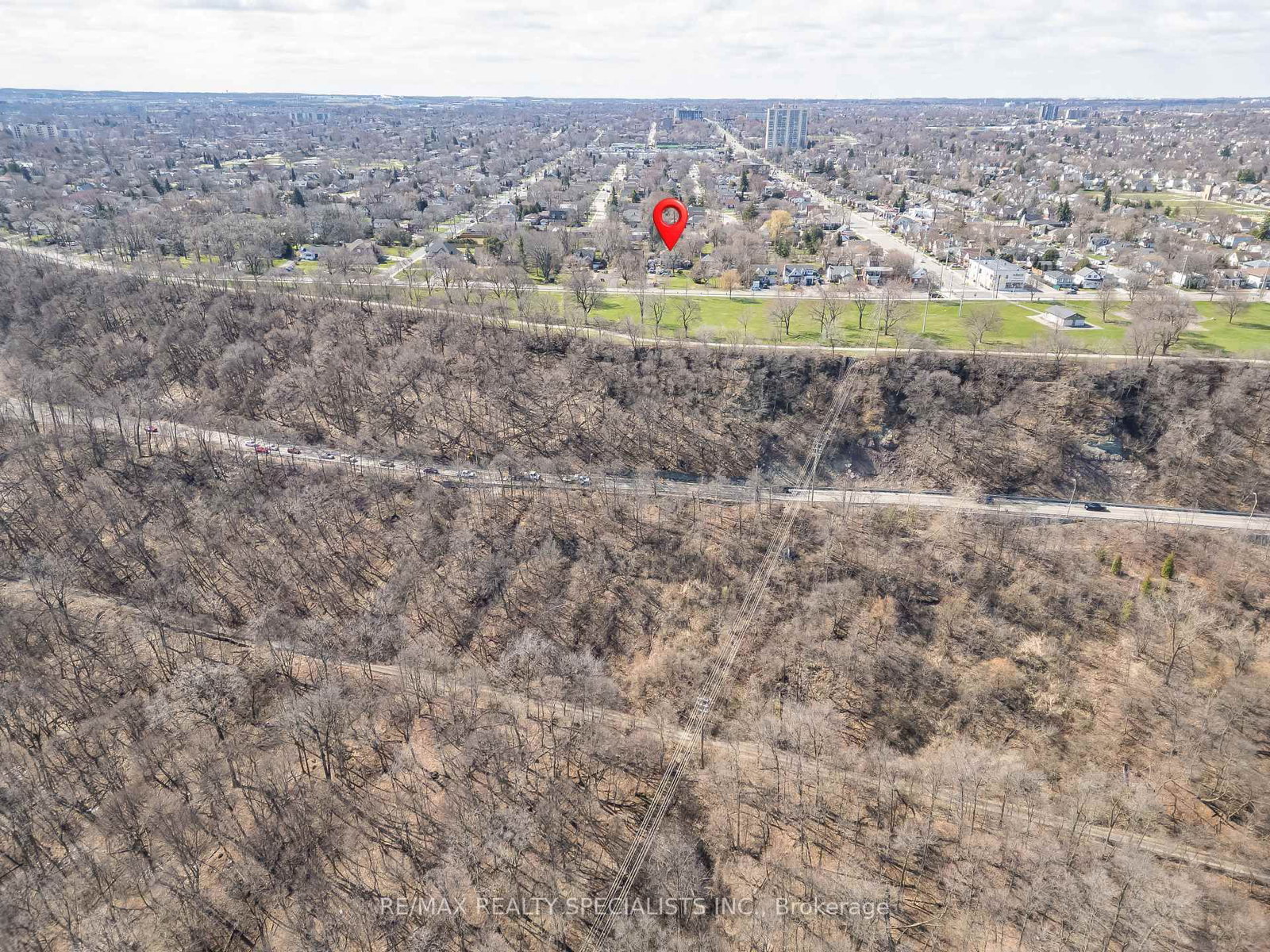 Detached House for sale at 970 Concession Street, Hamilton, Ontario, L8T 1A1 - Sunninghill - MLS: X12973084