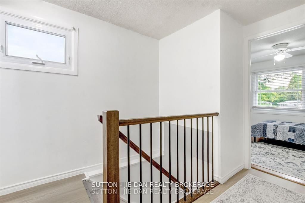 Detached House for sale at 55 CONSTABLE Court, London North, Ontario, N6G 3N7 - North I - MLS: X12973108