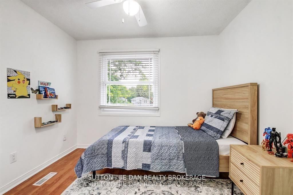 Detached House for sale at 55 CONSTABLE Court, London North, Ontario, N6G 3N7 - North I - MLS: X12973108