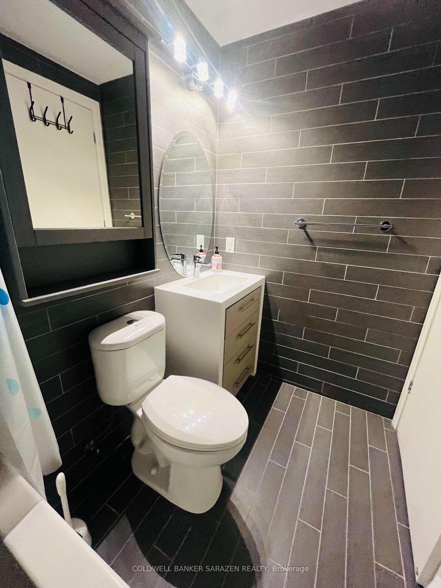 428 S Sparks Street, Unit 1501 - Photo 7