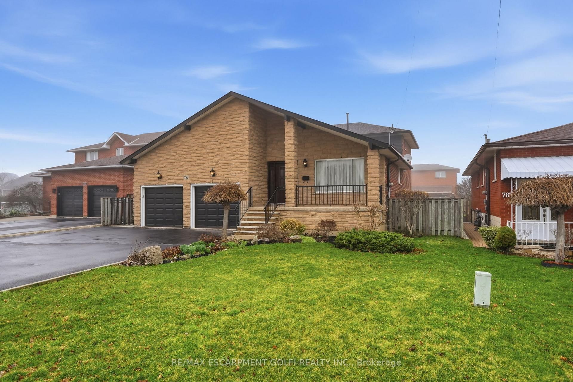 783 Stone Church Road E