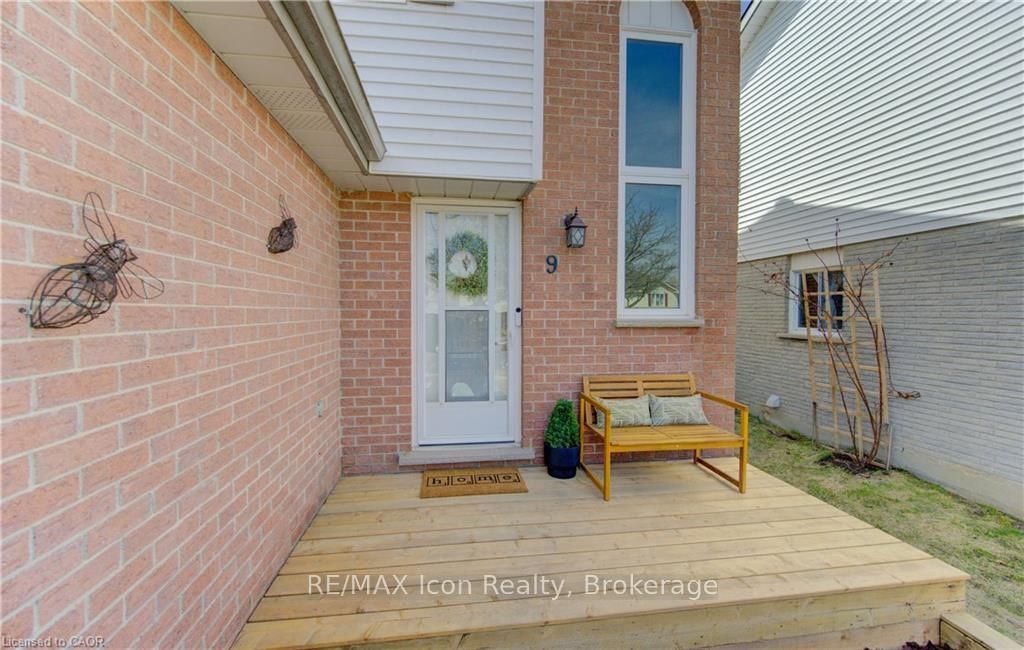 Listing Image 3