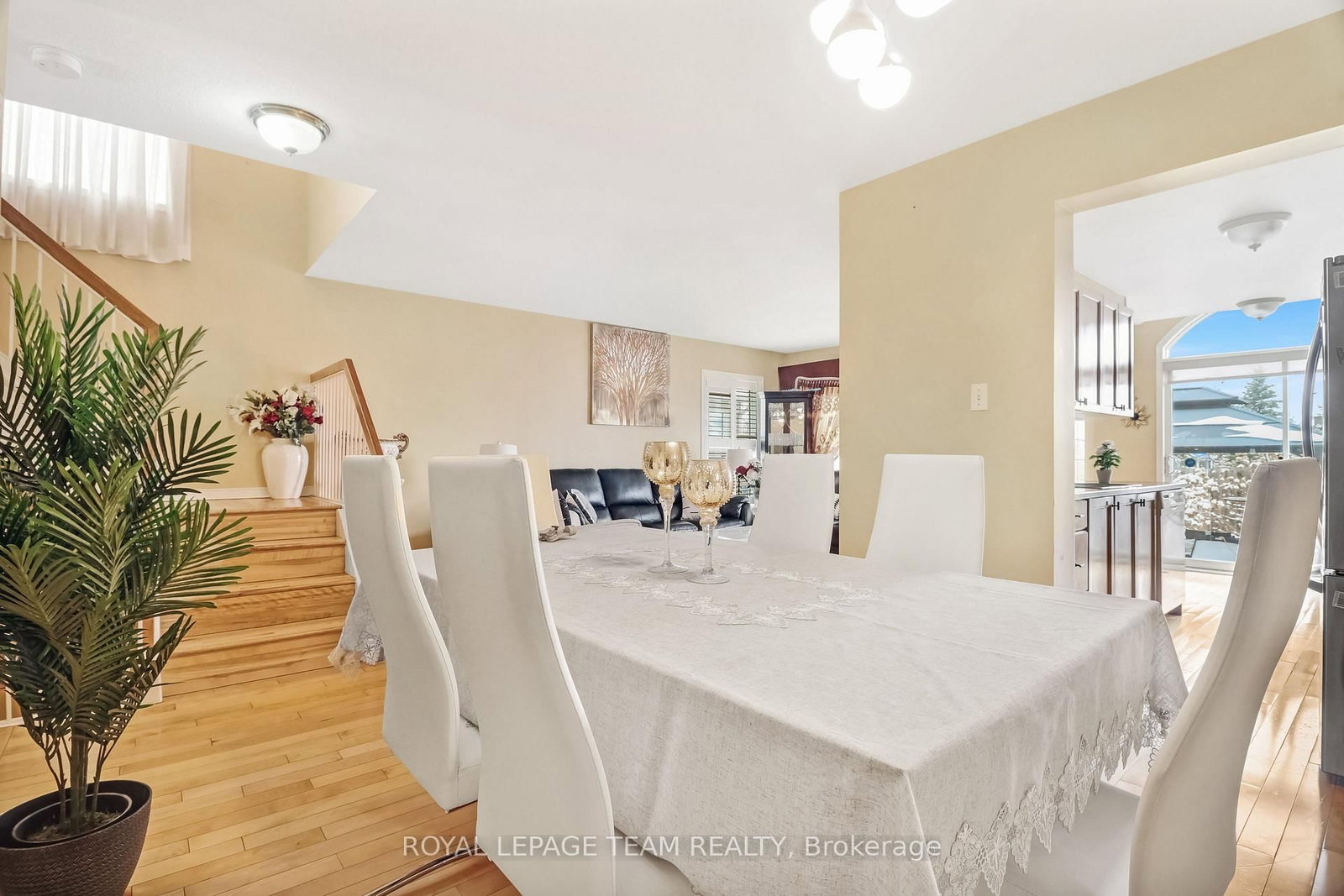 Townhouse for sale at 2362 Bois Vert Place, Ottawa, Ontario, K4A 4V1 - Avalon East - MLS: X12973294