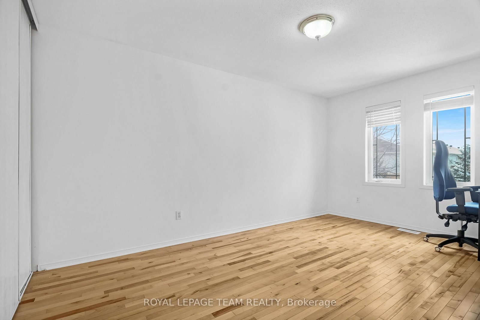 Townhouse for sale at 2362 Bois Vert Place, Ottawa, Ontario, K4A 4V1 - Avalon East - MLS: X12973294