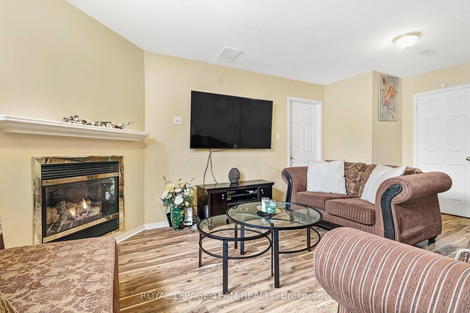 Townhouse for sale at 2362 Bois Vert Place, Ottawa, Ontario, K4A 4V1 - Avalon East - MLS: X12973294