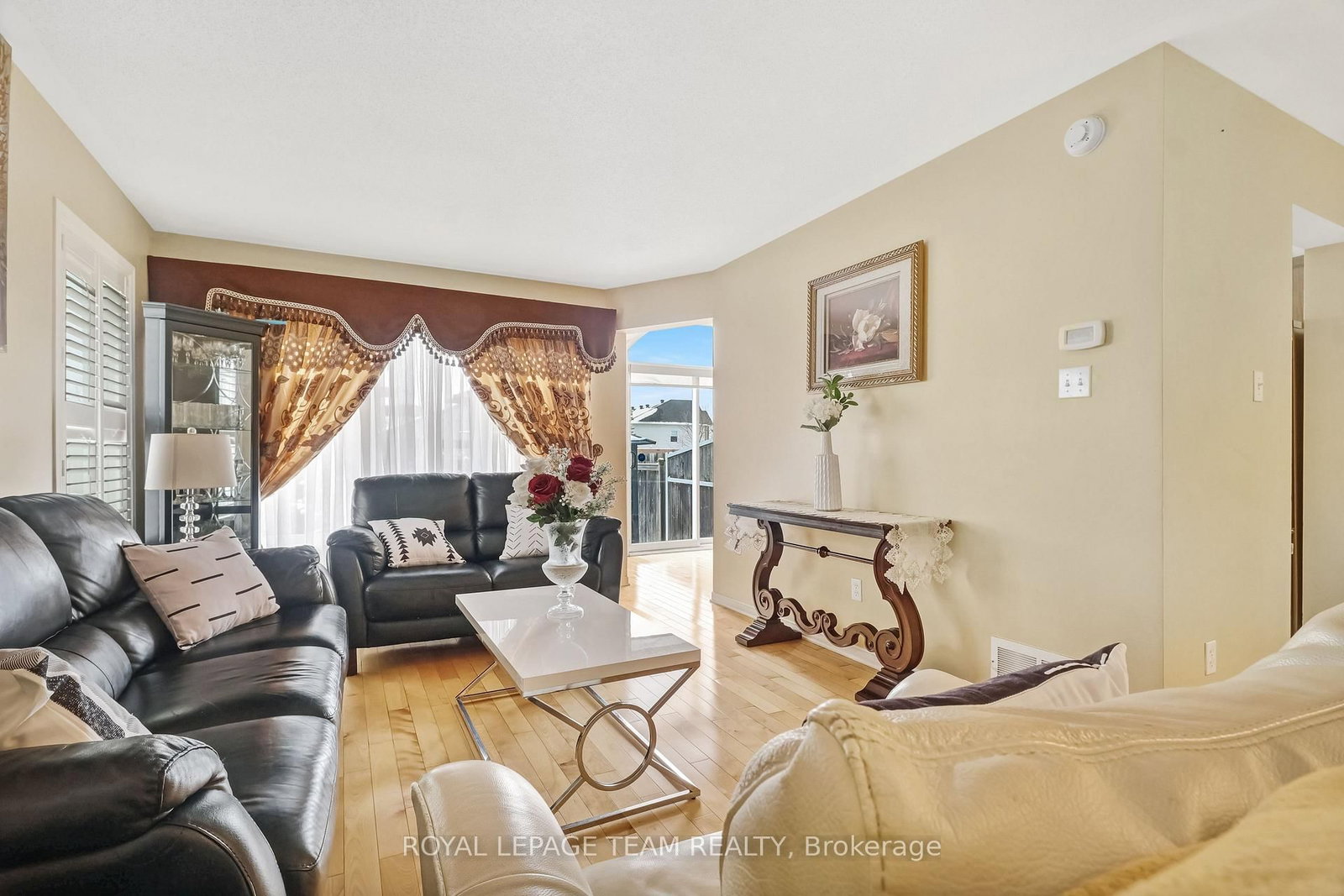 Townhouse for sale at 2362 Bois Vert Place, Ottawa, Ontario, K4A 4V1 - Avalon East - MLS: X12973294