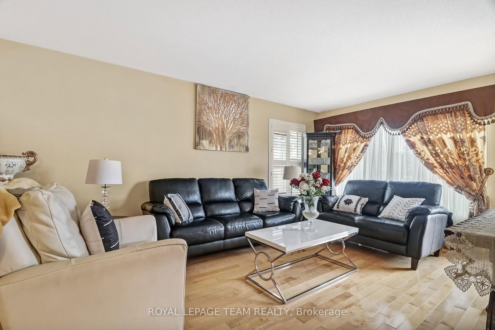 Townhouse for sale at 2362 Bois Vert Place, Ottawa, Ontario, K4A 4V1 - Avalon East - MLS: X12973294