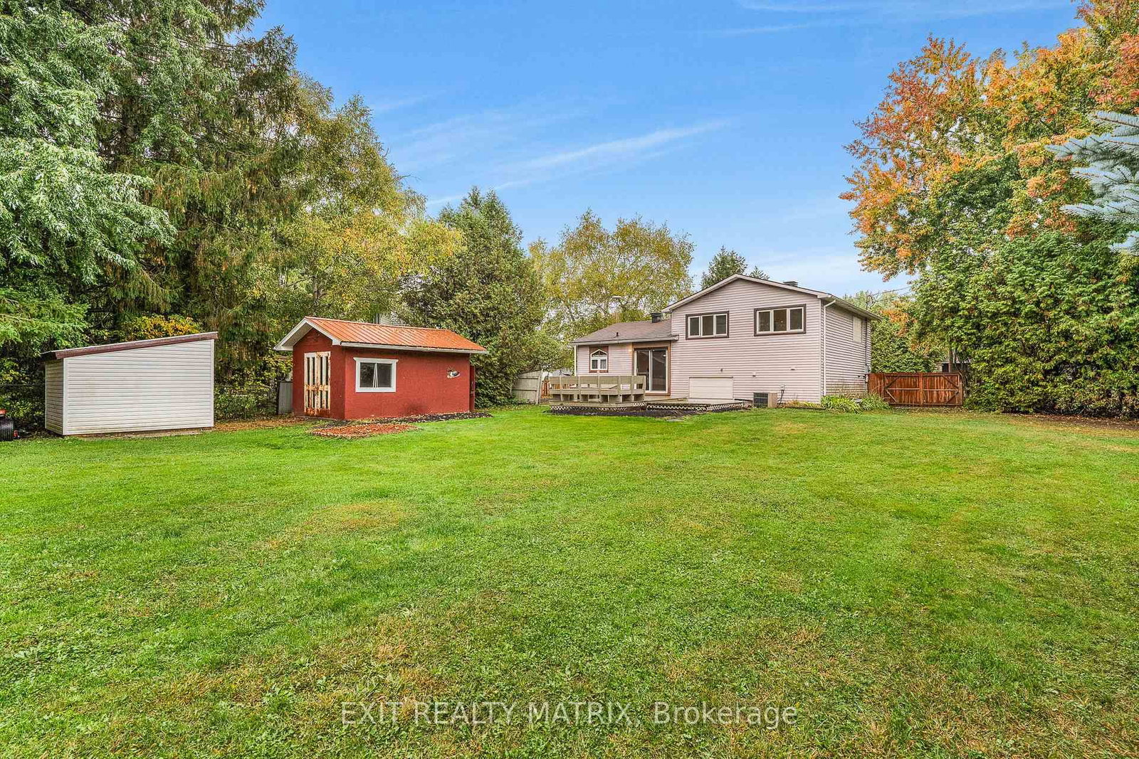 Detached House for sale at 29 Louise Crescent, Russell, Ontario, K0A 1W0 - Embrun - MLS: X12973334