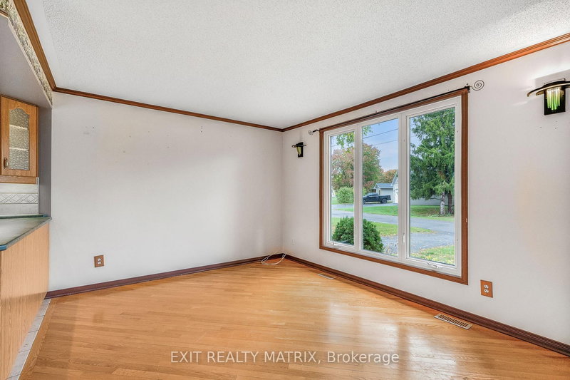 29 Louise Cres, Russell, K0A 1W0 | Image 3
