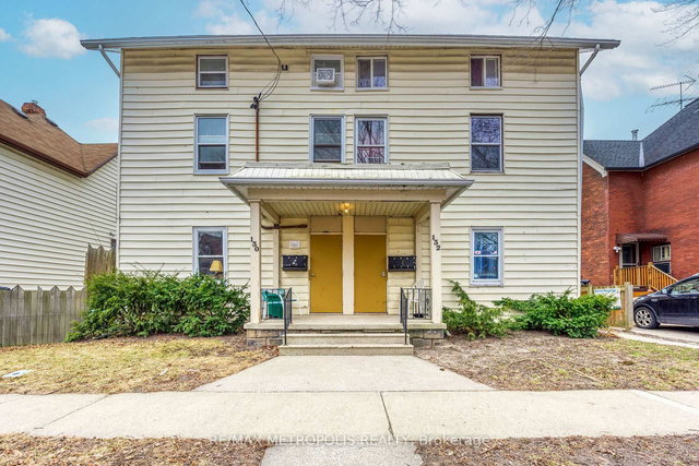 2 - 132 Forsyth Street S