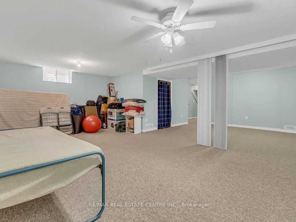 31 Sinclair Street - Photo 32