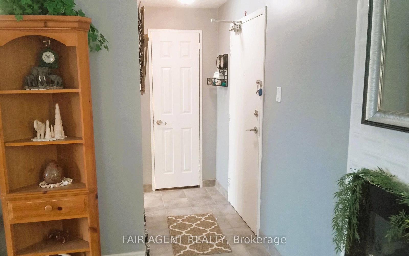 931 WONDERLAND Road S, Unit 410 - Photo 14