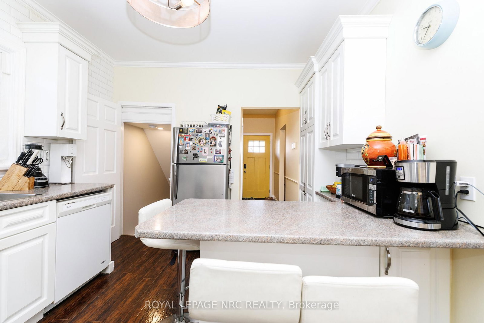 Detached House for sale at 78 RUSSELL Avenue, St. Catharines, Ontario, L2R 1V7 - Downtown - MLS: X12973706