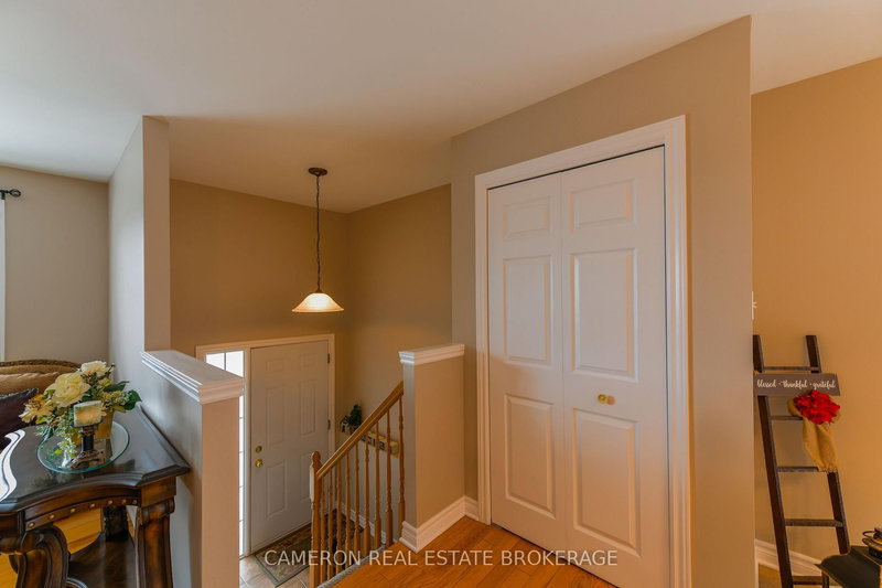 67 Gail Elizabeth Crt, Cornwall, K6H 0A7 | Image 3