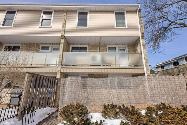 28 - 35 BRECKENRIDGE Drive