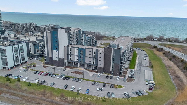 317 - 16 Concord Place