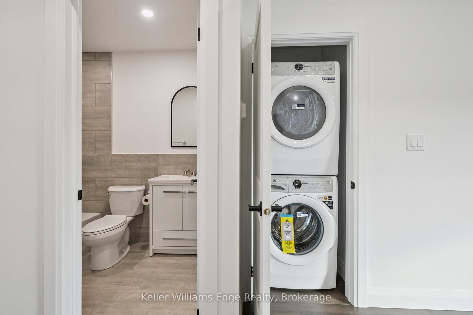 Detached House for sale at 161 Weir Street, Hamilton, Ontario, L8H 5G1 - Homeside - MLS: X12974134