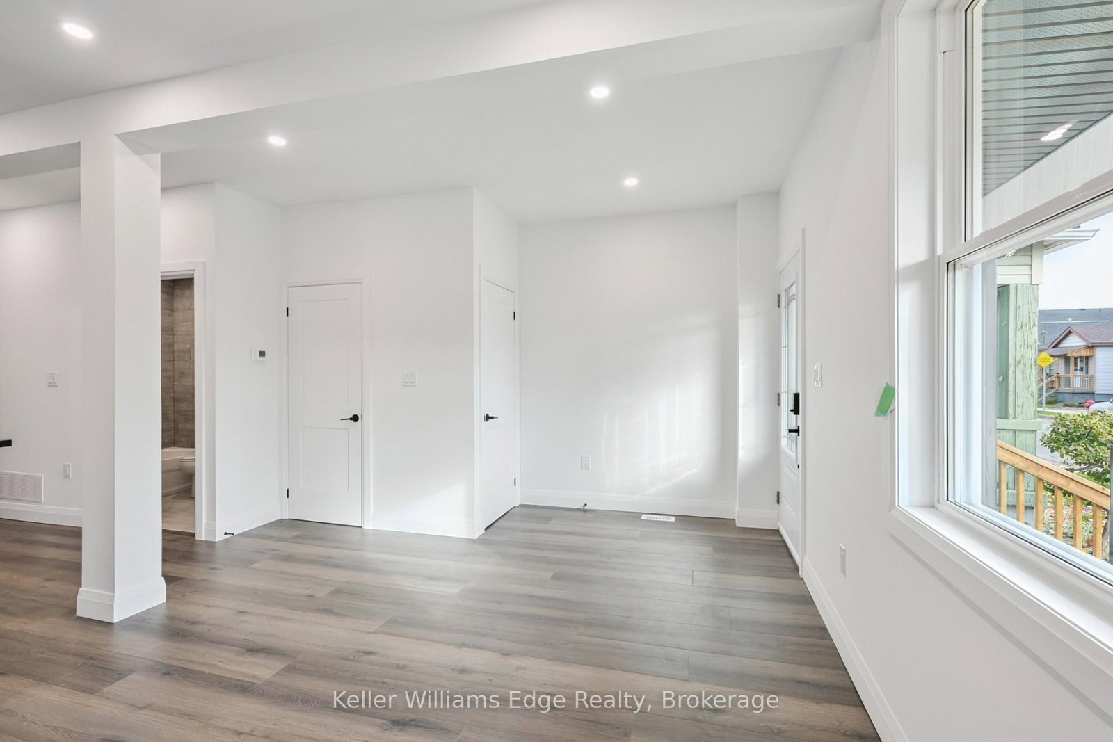 Detached House for sale at 161 Weir Street, Hamilton, Ontario, L8H 5G1 - Homeside - MLS: X12974134