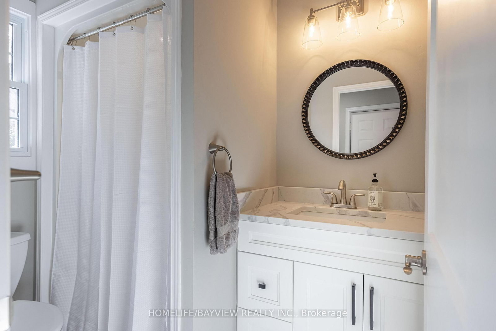 19 Main Street - Photo 15