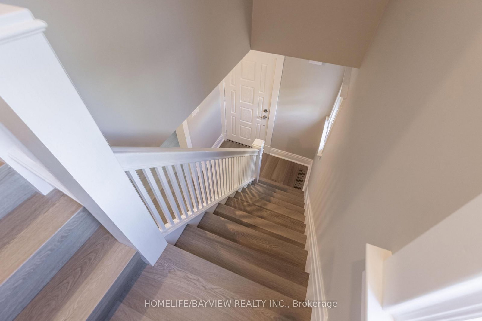 19 Main Street - Photo 16