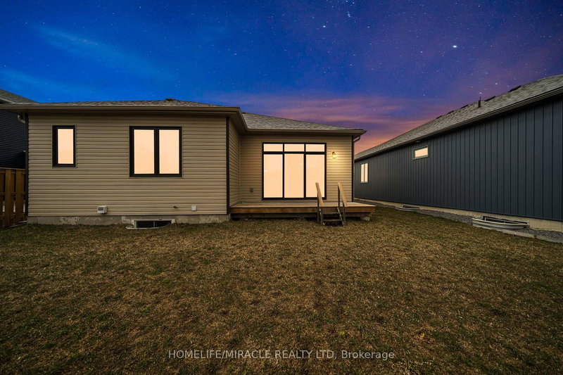 35 Allen St, Prince Edward County, K0K 2T0 | Image 3