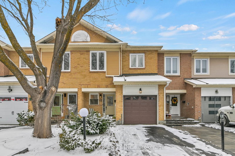 home for sale on 12 Willwood Crescent