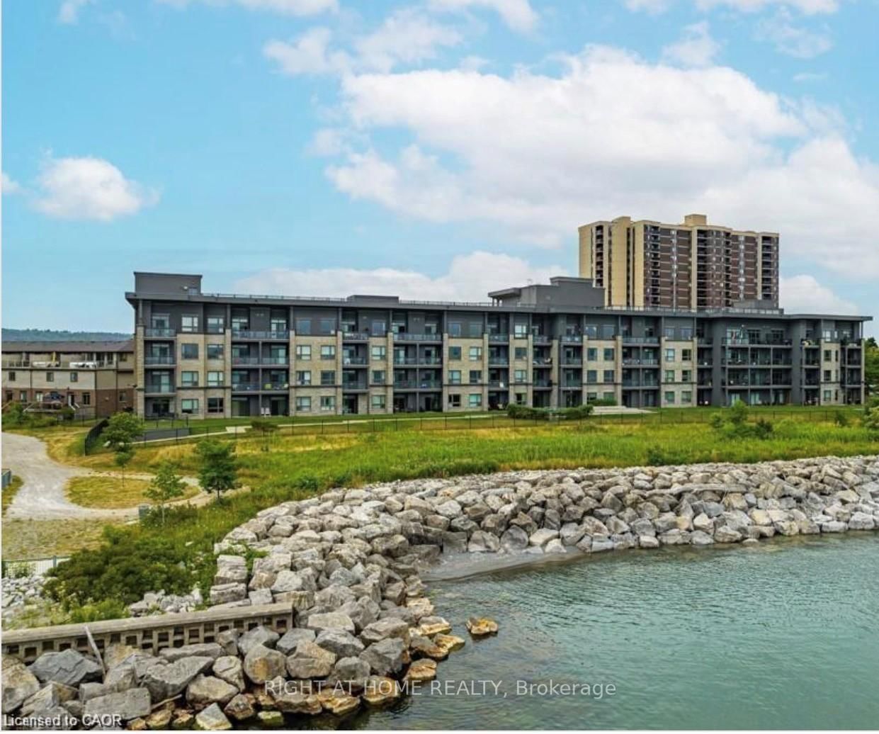 35 Southshore Crescent, Unit 206