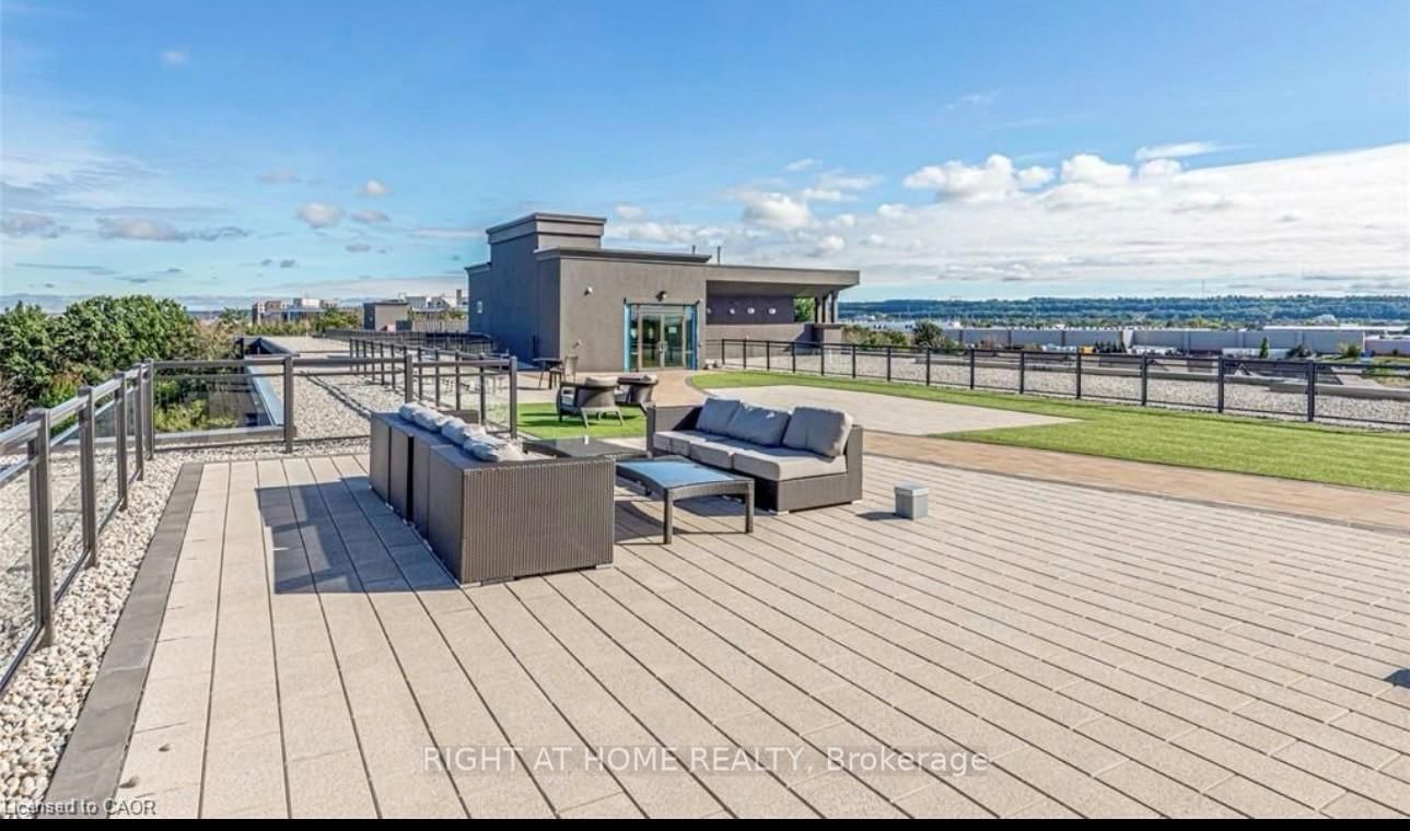 35 Southshore Crescent, Unit 206 - Photo 15