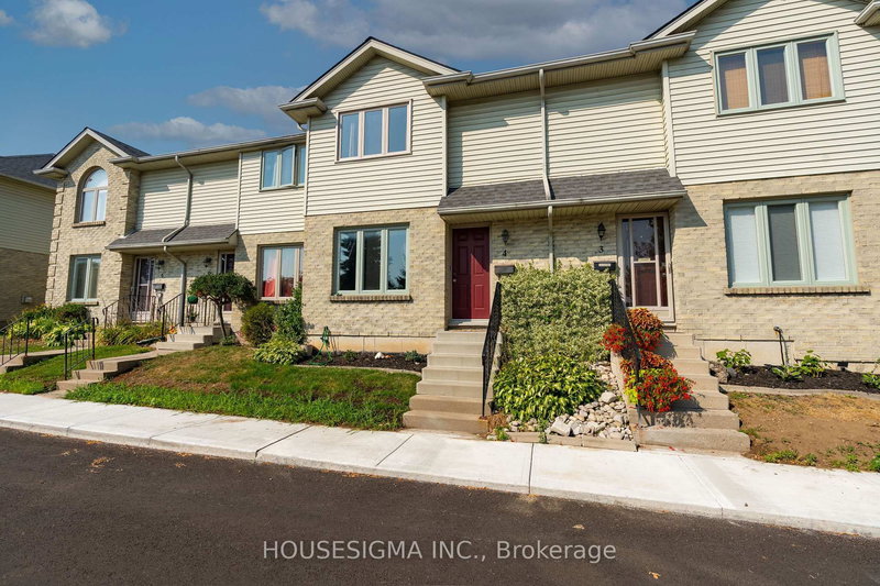 home for sale on 4-1225 Cheapside Street