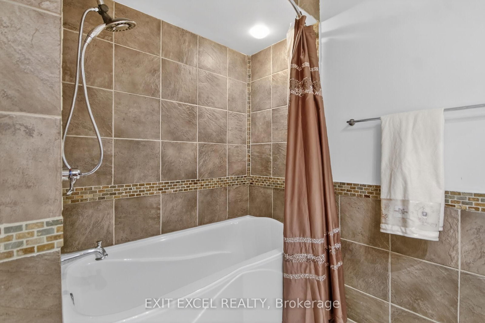 1093-B Normandy Normandy Crescent - Photo 35